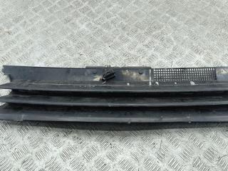 решетка радиатора Volkswagen Golf-4 1999, синий, хетчбэк 5 дв.