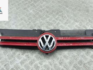 решетка радиатора Volkswagen Golf 4 поколение 2000, красный, хетчбэк 5 дв.