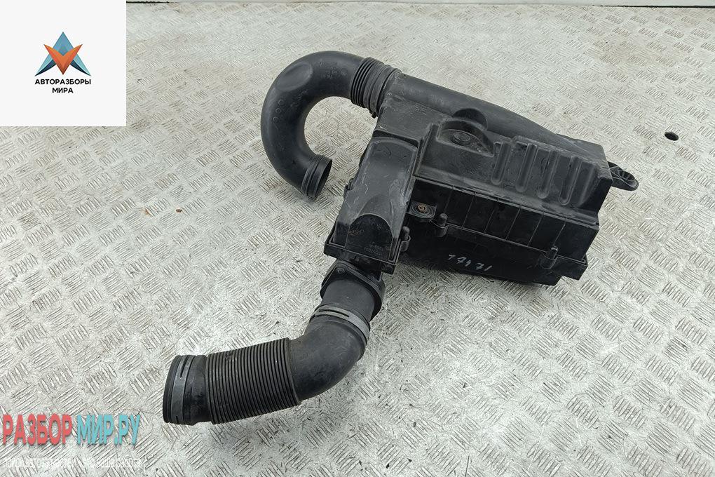 корпус воздушного фильтра Volkswagen Touran 1 поколение 2004, 1.9 л., дизель, МКПП, синий, минивэн - фото №1