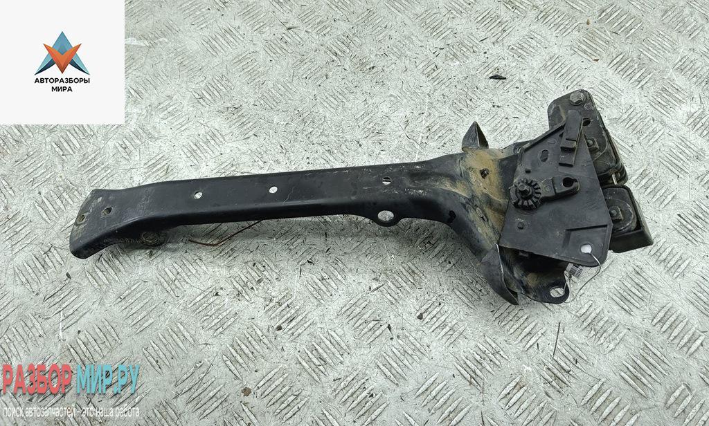 ручка открывания капота Volkswagen Touareg 1 поколение 2006, 3.0 л., дизель, АКПП, серый, внедорожник 5 дв. - фото №1