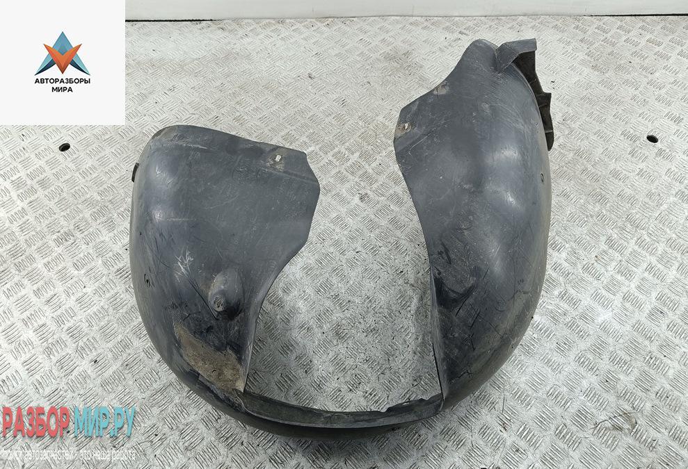 Подкрылок передний правый Volkswagen Passat B6 2006, 1.6 л., бензин, универсал - фото №1