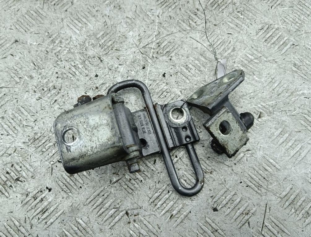 петля двери Volkswagen Passat B6 2005, серый, универсал
