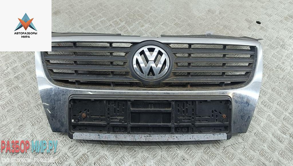 решетка радиатора Volkswagen Passat B6 2006, чёрный, универсал - фото №1