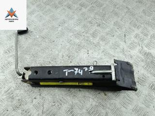 домкрат Volkswagen Passat B6 2006, 2.0 л., бензин, МКПП, синий, универсал