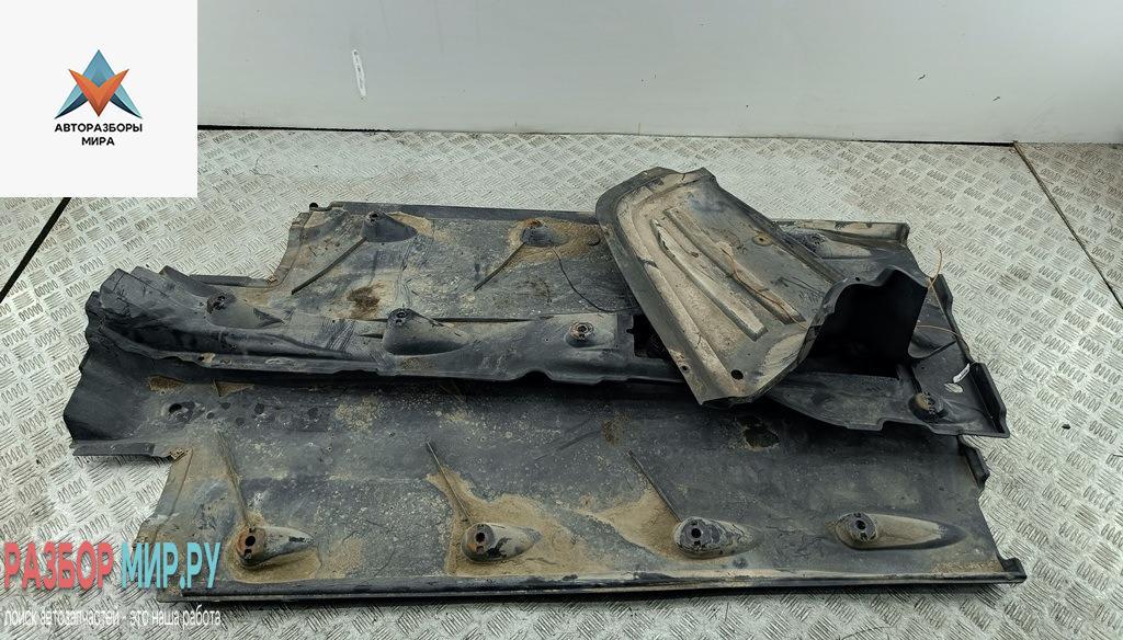 защита днища Volkswagen Passat B6 2006, 2.0 л., дизель, МКПП, чёрный, универсал - фото №1