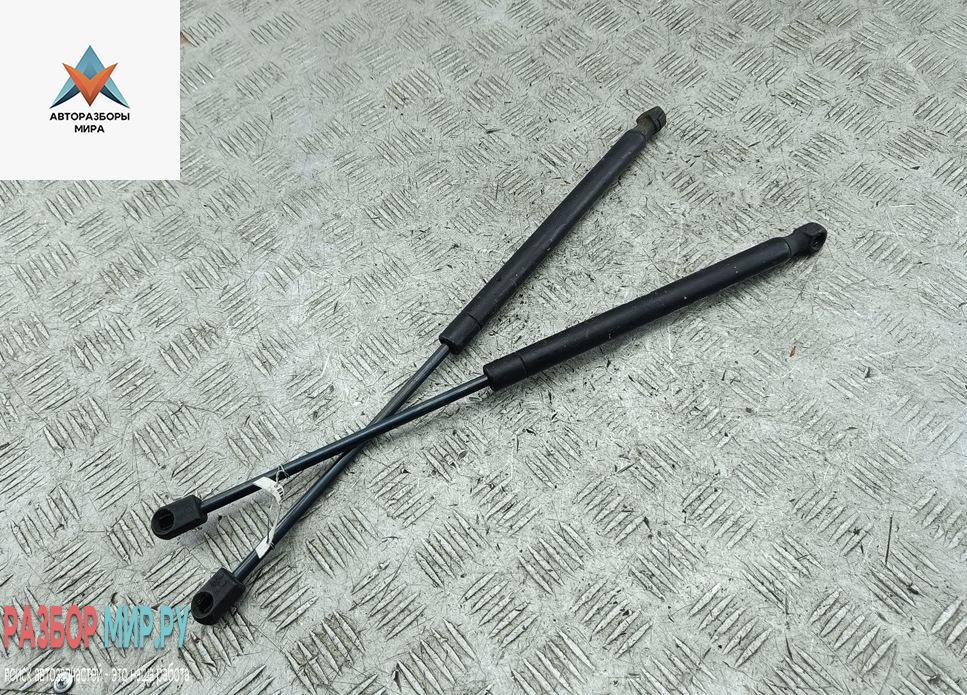 амортизатор крышки багажника (3-5 двери) Volkswagen Passat B7 2013, 2.0 л., дизель, АКПП, серый, универсал - фото №1