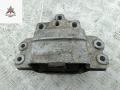 подушка крепления двигателя Volkswagen Passat B6 2006, 2.0 л., дизель, МКПП, чёрный, универсал - фото №2