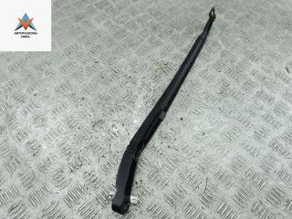 Щеткодержатель (поводок стеклоочистителя) передний Volkswagen Touareg 1 поколение 2006, 3.0 л., дизель, АКПП, серый, внедорожник 5 дв.