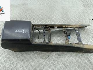 подлокотник Volkswagen Touareg 1 поколение 2006, 3.0 л., дизель, АКПП, серый, внедорожник 5 дв.