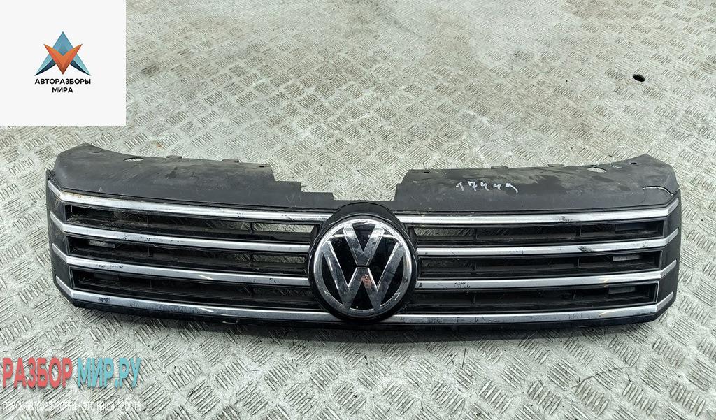решетка радиатора Volkswagen Passat B7 2013, серый, универсал - фото №1