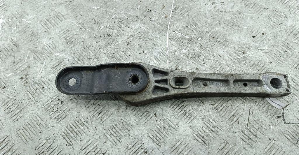 подушка крепления двигателя Volkswagen Passat B7 2013, 2.0 л., дизель, АКПП, серый, универсал