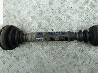 полуось передняя правая (приводной вал, ШРУС) Audi A6 4B/C5 1999, 2.4 л., бензин, АКПП, зелёный, универсал