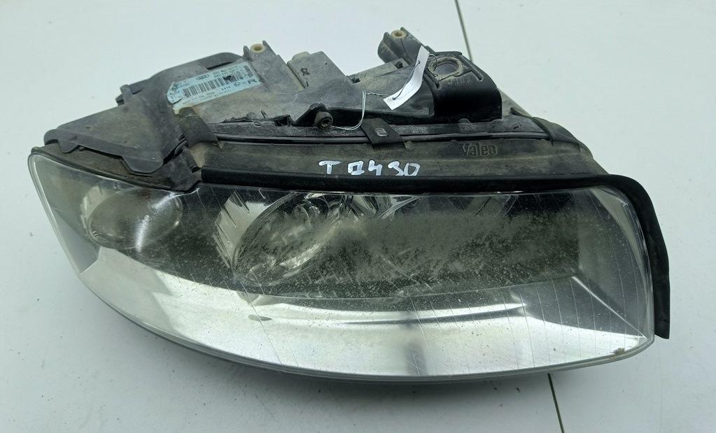 фара правая Audi A4 B6 2002, 1.9 л., дизель, МКПП, чёрный, седан, 8E0941004F