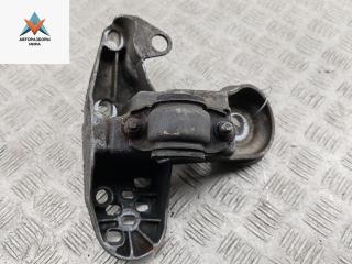 кронштейн (крепление) Volkswagen Passat B5 1998, 1.9 л., дизель, МКПП, зелёный, универсал, 4B0199351B