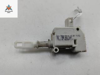 активатор замка багажника Volkswagen Sharan 1 поколение [2-й рестайлинг] 2003, 1.9 л., дизель, МКПП, серый, минивэн, 7M0862159