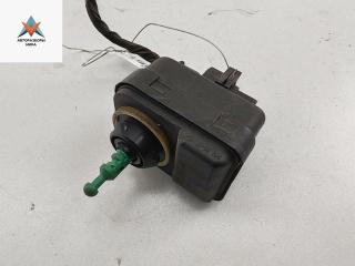 корректор фар Volvo V70 2 поколение 2001, 2.4 л., бензин, МКПП, чёрный, универсал