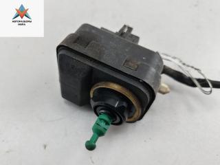 корректор фар Volvo V70 2 поколение 2001, 2.4 л., бензин, МКПП, чёрный, универсал