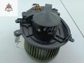 моторчик печки Volkswagen Passat B5 1998, 1.9 л., дизель, МКПП, зелёный, универсал, 8D1820021 - фото №2