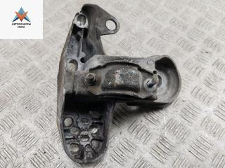 кронштейн (крепление) Volkswagen Passat B5 [рестайлинг] 2004, 1.6 л., бензин, МКПП, чёрный, универсал, 8E0199351F