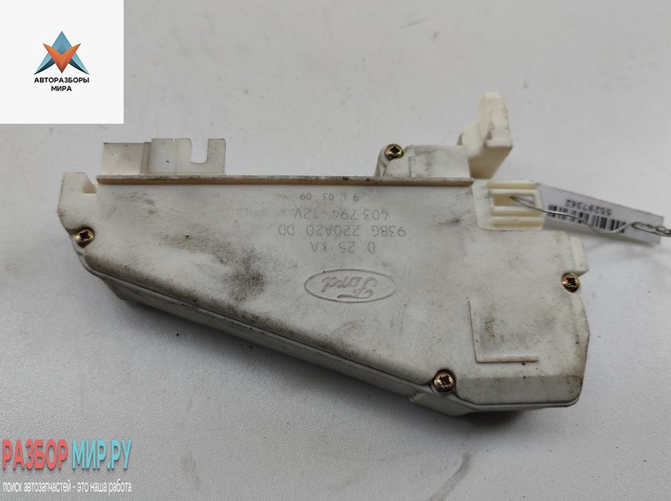 активатор (привод) замка двери Volkswagen Sharan 1 поколение 1999, 1.9 л., дизель, АКПП, красный, минивэн, 93BG220A20DD - фото №1