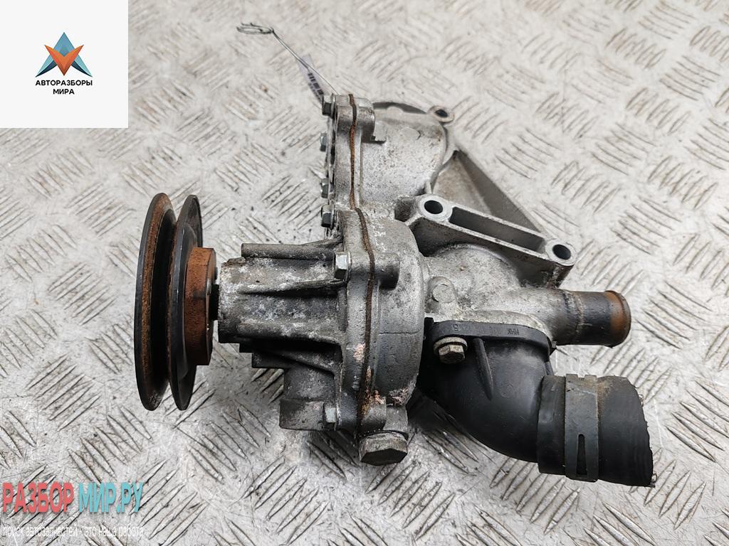 насос антифриза дополнительный Audi A4 B5 1997, 1.6 л., бензин, МКПП, серый, седан - фото №1