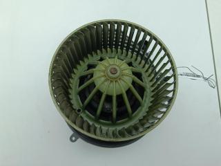 моторчик печки Volkswagen Passat B5 1997, 1.9 л., дизель, МКПП, красный, универсал, 8D1820021