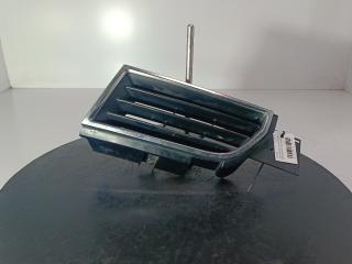 заглушка (решетка) в бампер Mitsubishi Carisma 1 поколение [рестайлинг] 2002, цвет