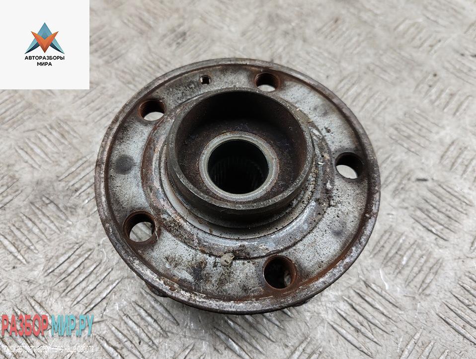 ступица передняя правая Volvo V70 2 поколение 2001, 2.4 л., бензин, МКПП, чёрный, универсал - фото №1