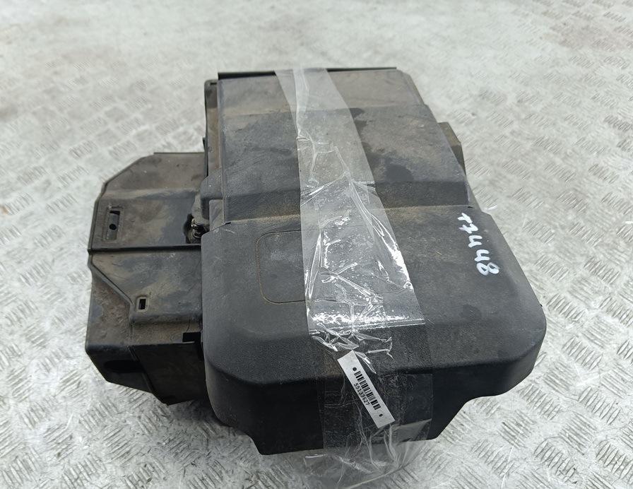 Кожух аккумулятора (короб АКБ) Ford Focus II 2004, 1.6 л., i, бензин, МКПП, красный, универсал, 3M5117757
