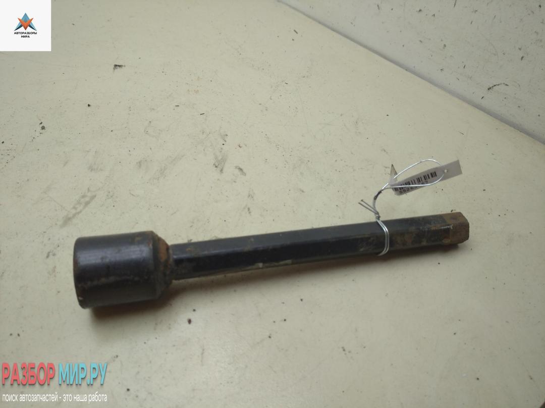 ключ колесный (балонный) Opel Movano A 2001, 2.2 л., дизель, МКПП, белый, микроавтобус - фото №1