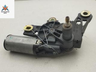 Двигатель стеклоочистителя заднего (моторчик дворников) Volkswagen Golf 4 поколение 2000, 1.9 л., дизель, МКПП, красный, хетчбэк 5 дв., 1J6955711C