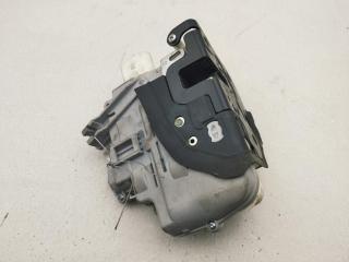 замок двери передней левой Volkswagen Passat B6 2006, 2.0 л., бензин, МКПП, синий, универсал, AIC