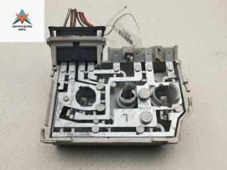 панель заднего левого фонаря Audi 80 8A/B3 1989, 1.8 л., бензин, МКПП, серый, седан, 29632101