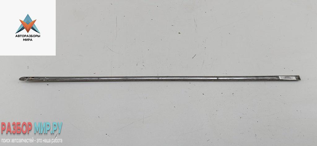 молдинг двери передней левой Volkswagen Passat B6 2006, 2.0 л., бензин, МКПП, синий, универсал, 3C0853515A - фото №1