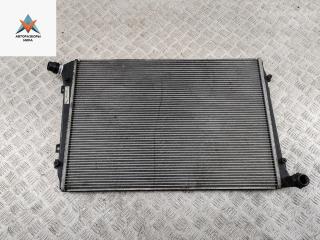 радиатор охлаждения Volkswagen Passat B6 2005, 2.0 л., дизель, МКПП, серый, универсал, 3C0121253R