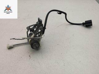 Личинка замка багажника Volkswagen Golf 4 поколение 2000, 1.9 л., дизель, МКПП, красный, хетчбэк 5 дв.