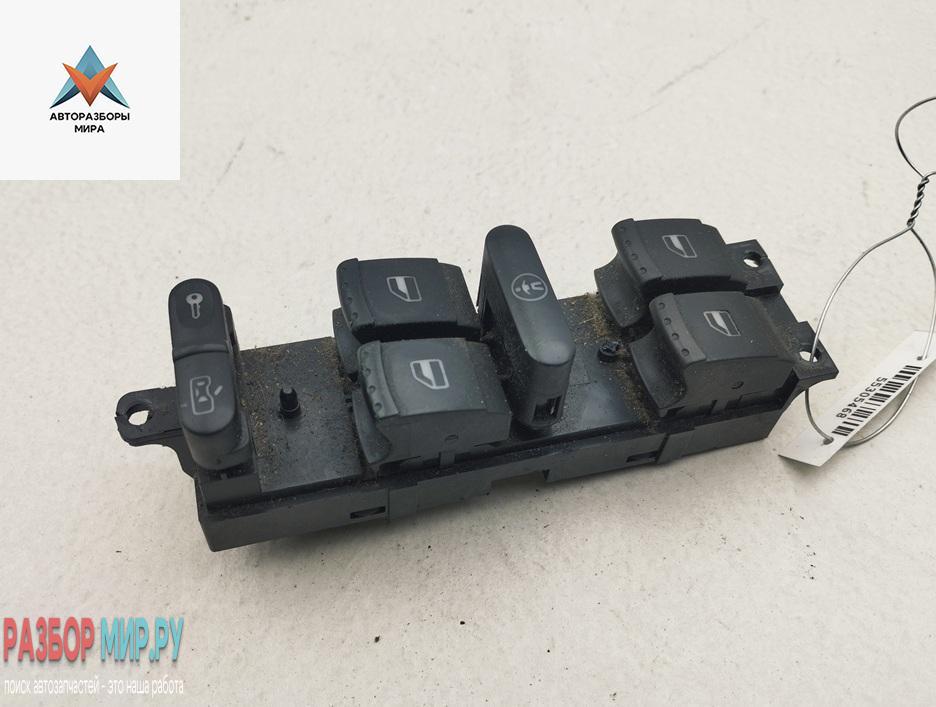 блок управления стеклоподъемниками Volkswagen Golf 4 поколение 1999, 1.4 л., бензин, МКПП, синий, хетчбэк 5 дв., 1J4959857 - фото №1