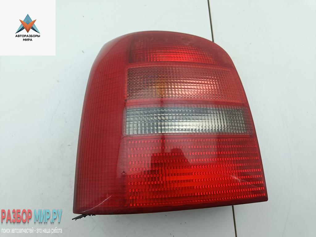 фонарь задний левый Audi A4 B5 1997, 1.8 л., Ti, бензин, МКПП, синий, универсал, 809945095 - фото №1