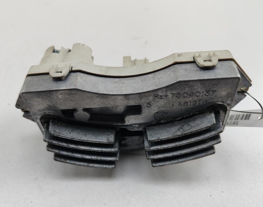 сопротивление печки BMW 3 E90/E91/E92/E93 2005, 2.0 л., бензин, МКПП, чёрный, универсал, 985464F