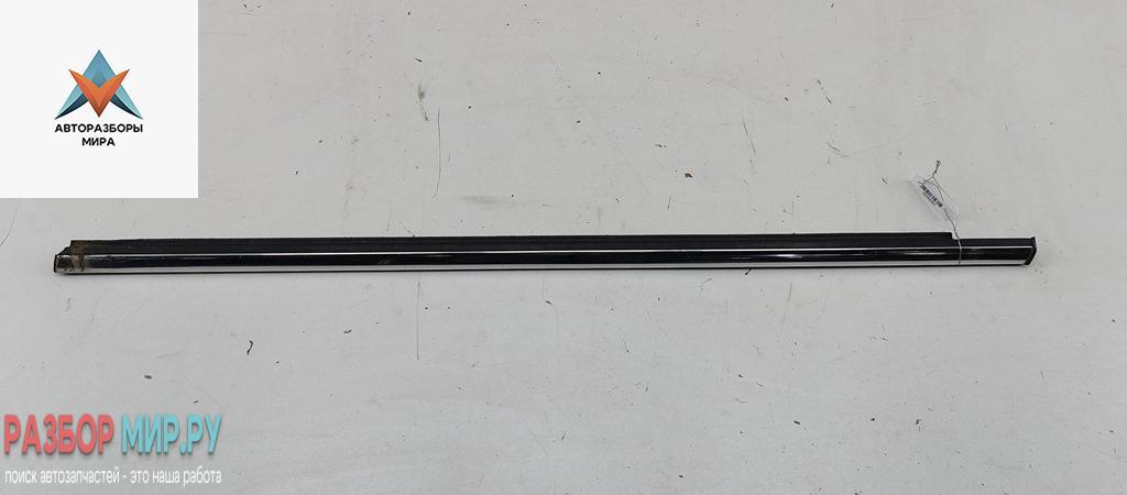 Молдинг стекла двери наружный Opel Vectra C 2003, 2.0 л., бензин, МКПП, синий, хетчбэк 5 дв. - фото №1