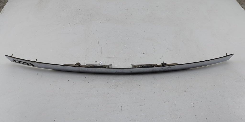 накладка подсветки номера Opel Astra H 2006, 1.6 л., бензин, МКПП, серый, универсал, 132239169