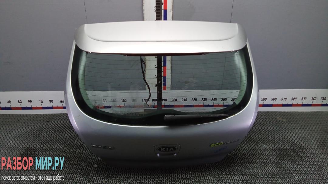 крышка багажника Kia Ceed 2 поколение 2012, 1.6 л., дизель, МКПП, хетчбэк 5 дв. - фото №1