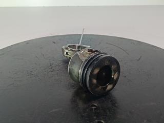 поршень Hyundai Santa Fe 2 поколение (CM) 2007, цвет