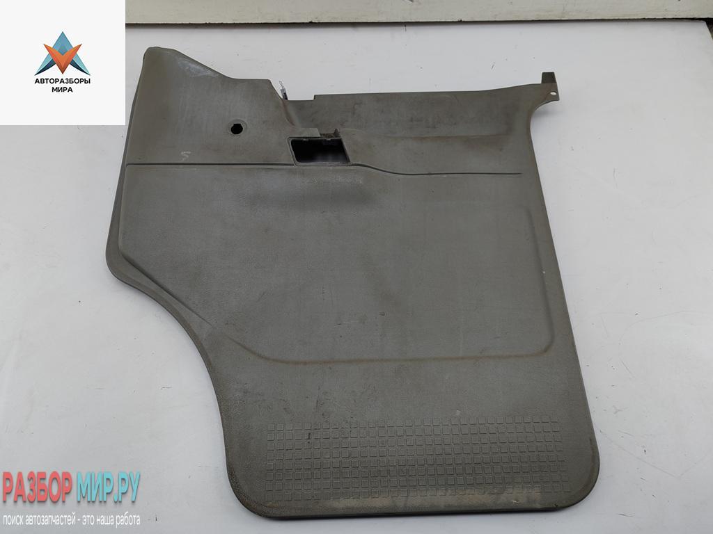 обшивка двери передняя правая Volkswagen Transporter T4 1997, 1.9 л., дизель, МКПП, белый, микроавтобус - фото №1