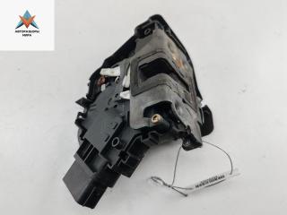 замок двери передней правой Ford Focus 2 поколение 2006, 1.8 л., бензин, МКПП, чёрный, универсал, M5AR21812AK