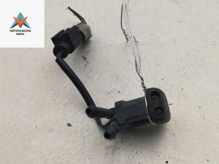 форсунка омывателя лобового стекла BMW 5 серия E39 [рестайлинг] 2000, 2.0 л., бензин, МКПП, чёрный, универсал, 8361042