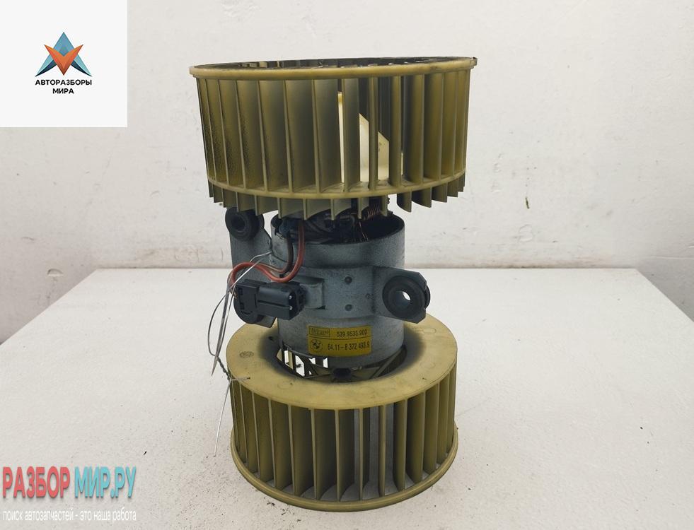 моторчик печки BMW 5 серия E39 1998, 2.5 л., дизель, АКПП, серый, седан, 8372493 - фото №1