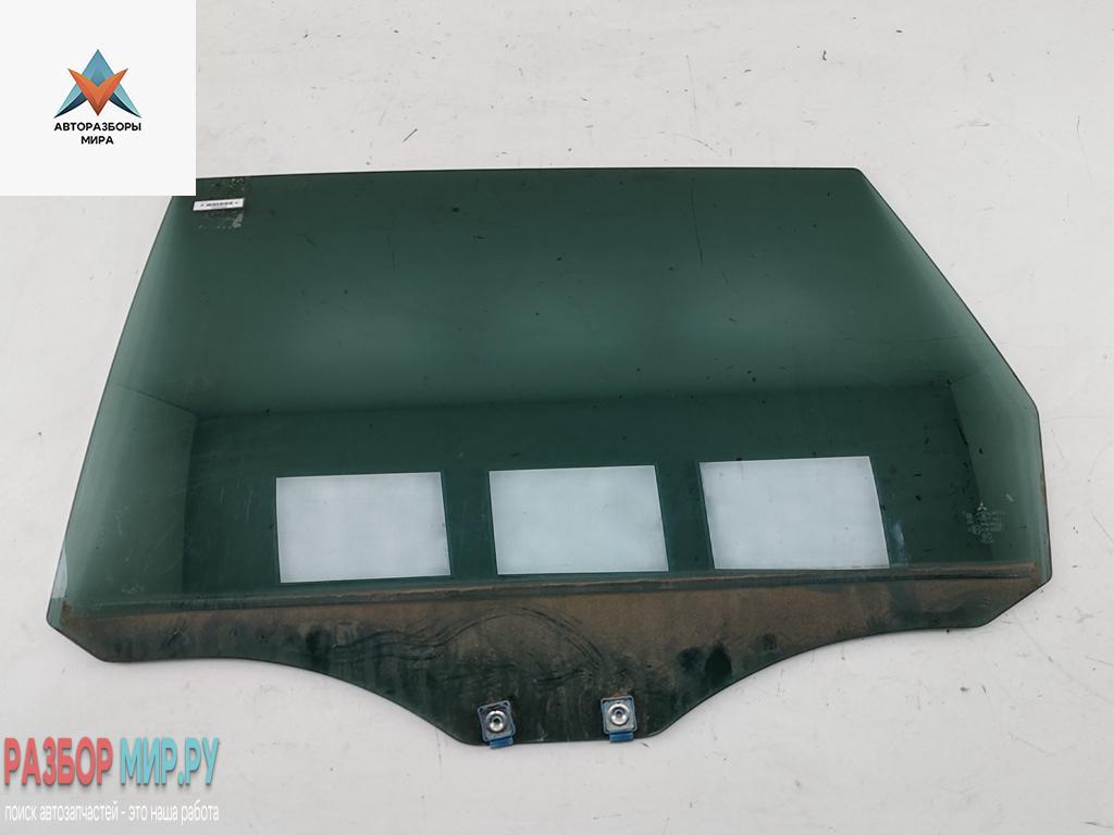 стекло двери задней левой Mitsubishi Grandis 1 поколение 2009, 2.4 л., бензин, АКПП, серый, минивэн - фото №1