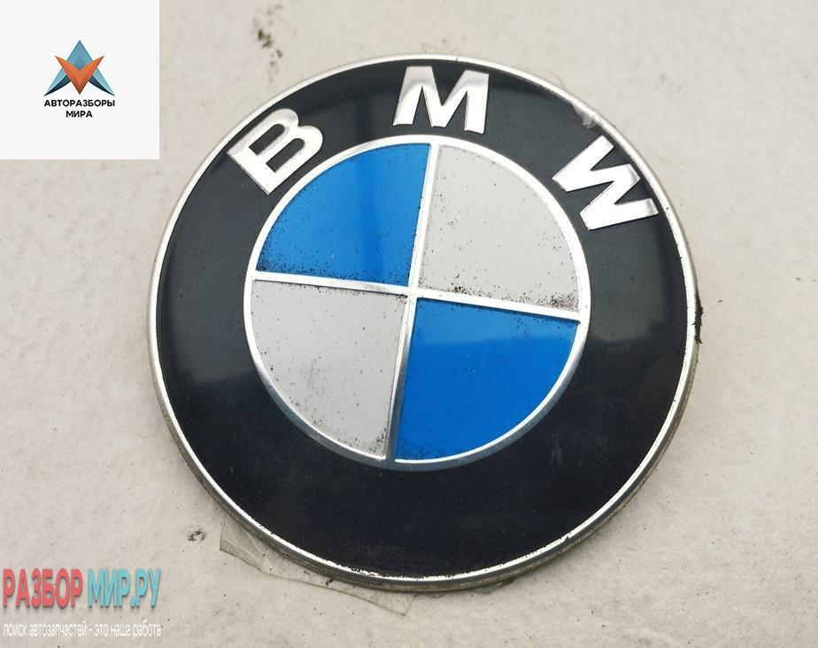 эмблема BMW 5 серия E39 1998, 2.5 л., дизель, АКПП, серый, седан, 8132375 - фото №1