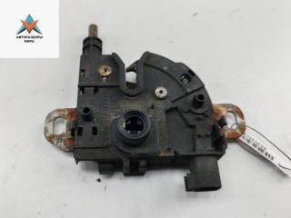 замок капота Ford Focus 2 поколение [рестайлинг] 2007, 1.6 л., i, бензин, МКПП, серый, хетчбэк 5 дв.